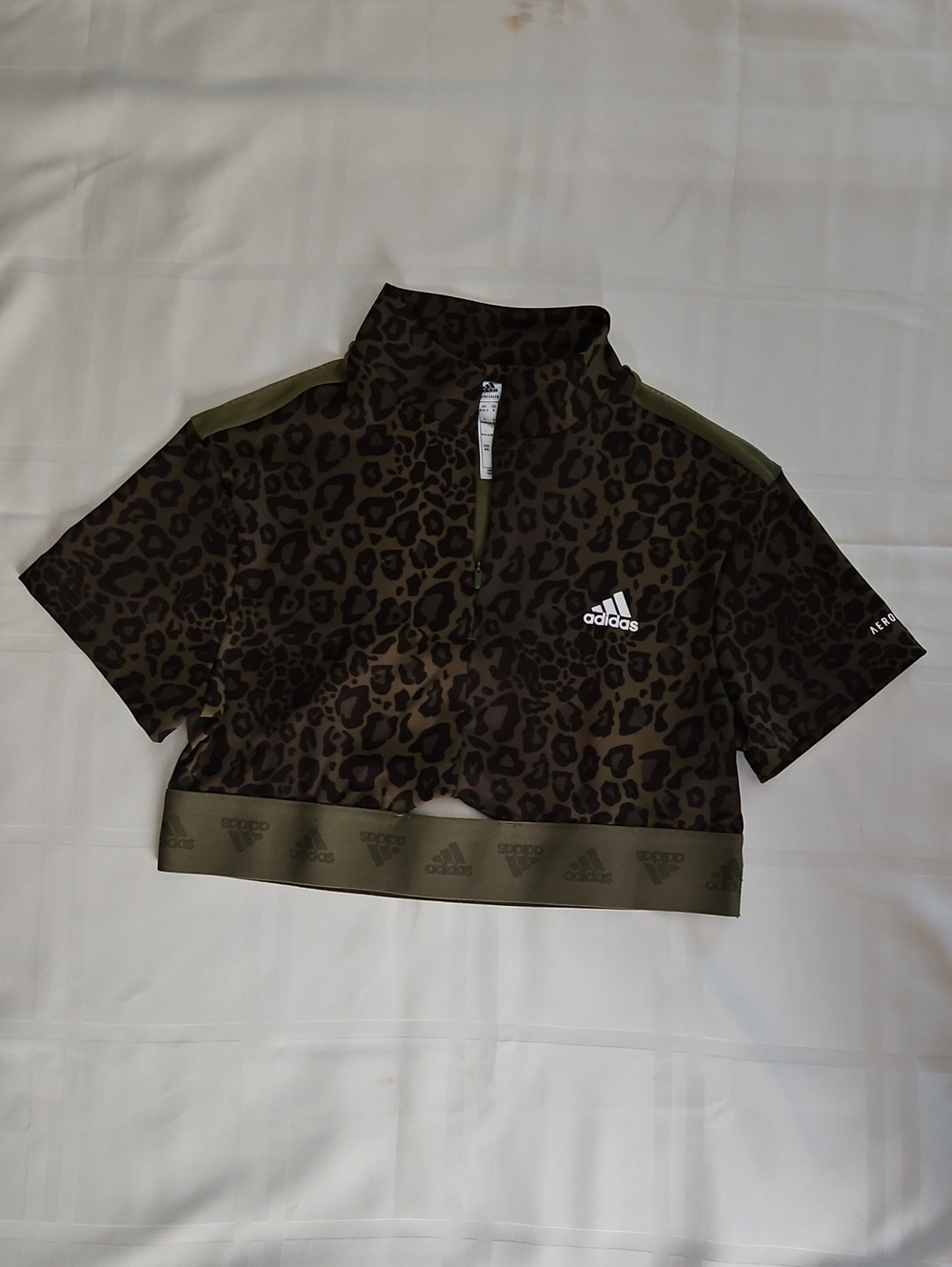 Adidas Leopard Print Activewear Set, Size Medium, Olive - Picture 5 of 9